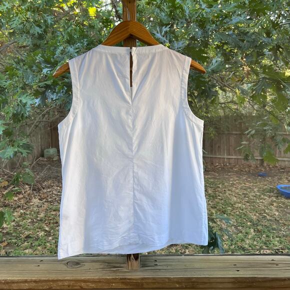 Kate Spade Women's White Ruffled Front Sleeveless Top Size 8 - Picture 2 of 6